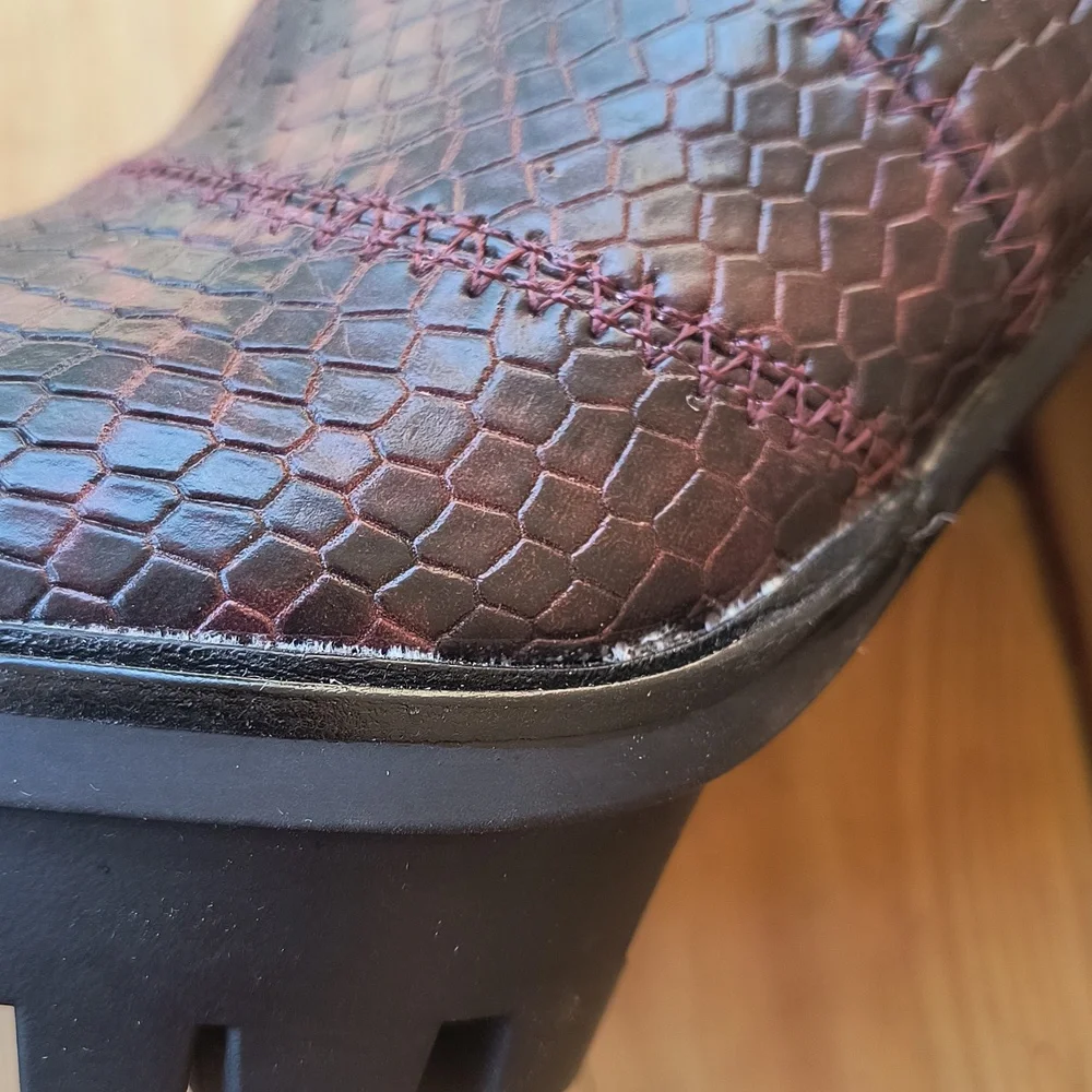 Vince Camuto Erettie - Picture 5 of 8